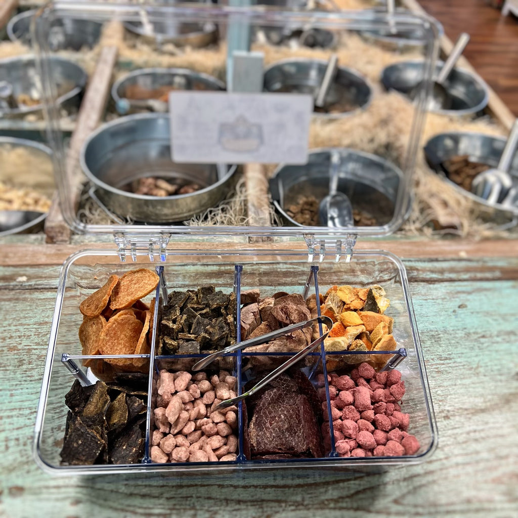 Sampling Mini Bar Mini Treat Bar - Raw Pet Treat Sampling Experience | Lonestar Pet ...